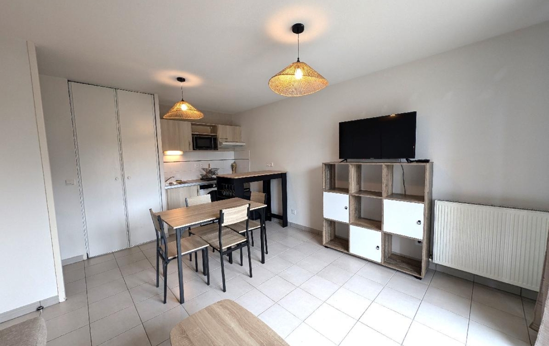 BELLES PROPRIETES D'AQUITAINE : Appartement | VAYRES (33870) | 42 m2 | 670 € 