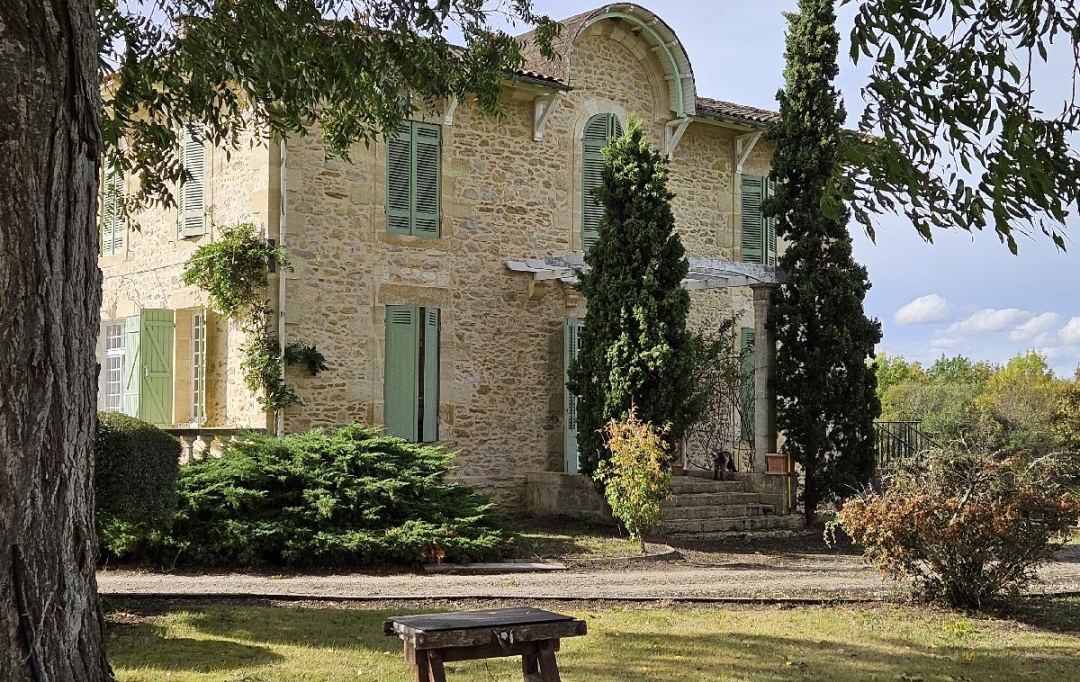 BELLES PROPRIETES D'AQUITAINE : Domaines / Propriétés | BORDEAUX (33000) | 244 m2 | 1 260 000 € 