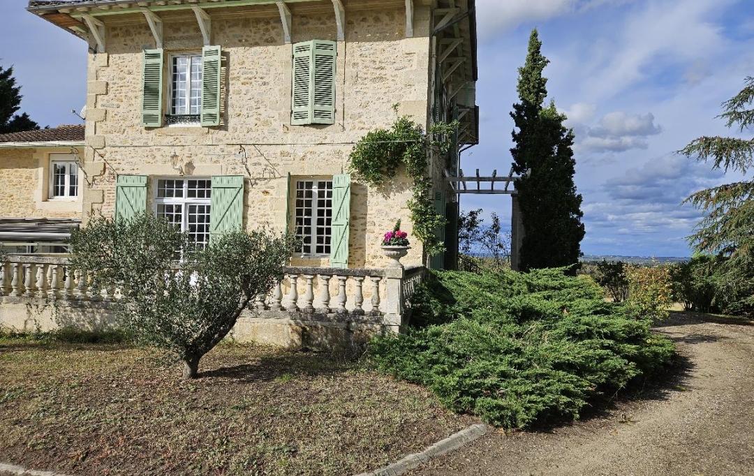 BELLES PROPRIETES D'AQUITAINE : Domaines / Propriétés | BORDEAUX (33000) | 244 m2 | 1 260 000 € 